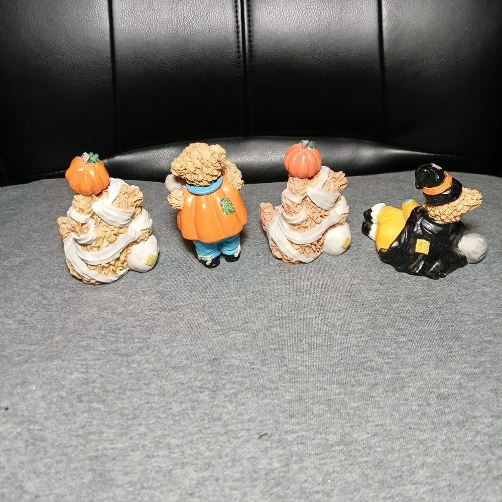 Lot Of‎ Four Brinn's Halloween Teddy Bears Figurines Resin